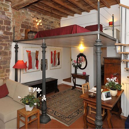 Florence Rental Bilik gambar