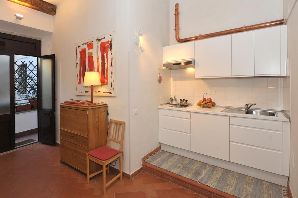 Florence Rental Bilik gambar